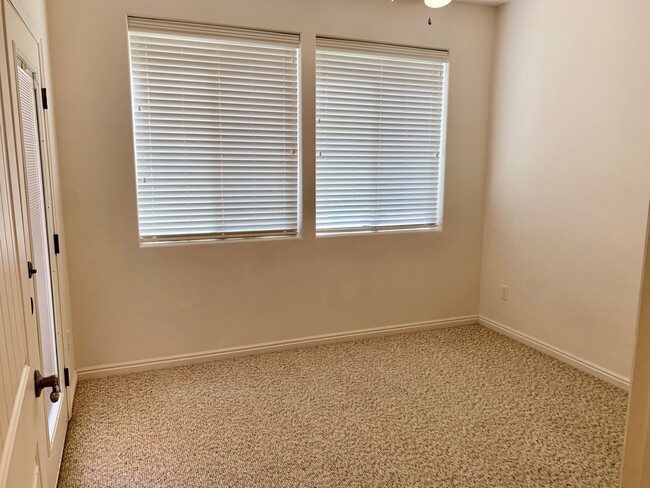 Building Photo - INCLUDES UTILITIES - Two Bedroom Basement Apartment