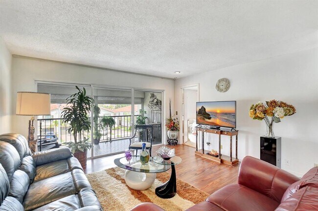 Building Photo - 4070 Tivoli Ct
