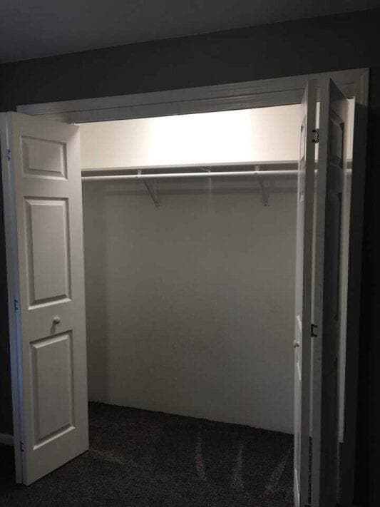 Building Photo - 212 S Albert Ave