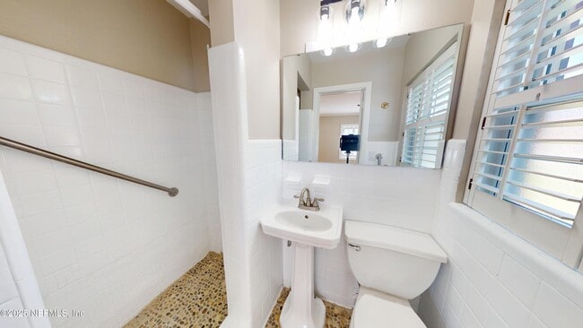 Building Photo - 1455 Riverbirch Ln