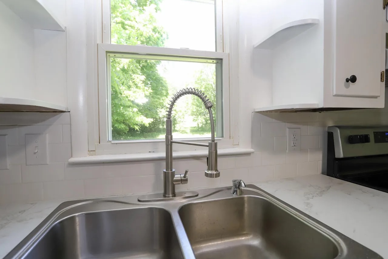 Building Photo - 105 SE Tattershall Way