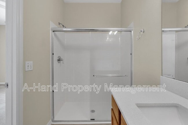 Building Photo - 1413 Retreat Cir