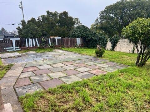 Building Photo - 215 Odessa Ave