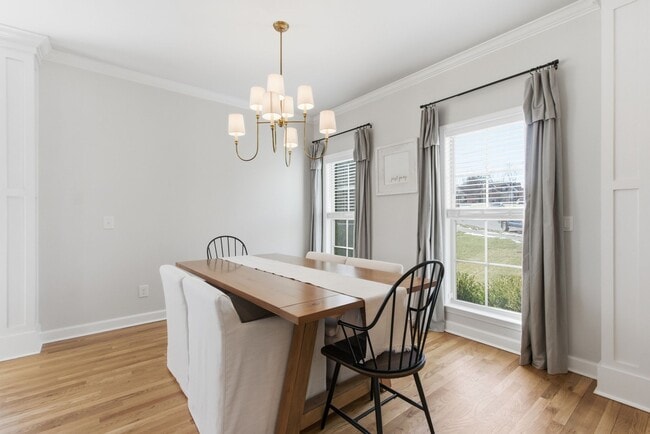 Building Photo - 2046 Lequire Ln