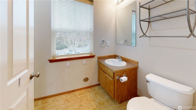 Building Photo - 515 Neff Cir