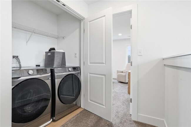 Building Photo - 4009 Cottage Wy