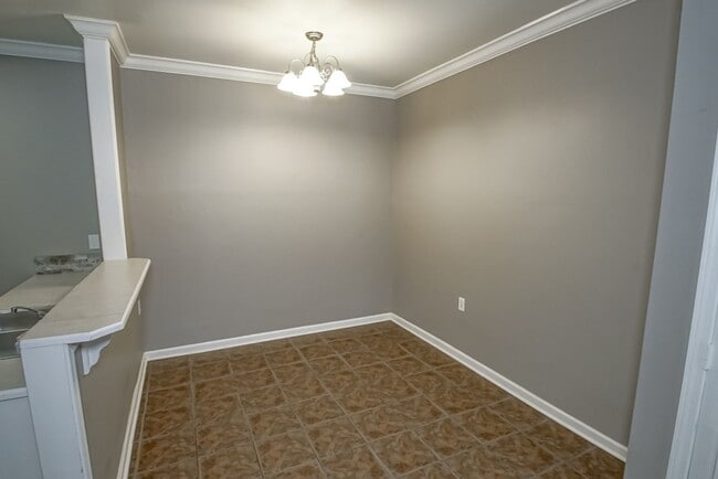 Building Photo - CONDO UNIT IN DENHAM SPRINGS