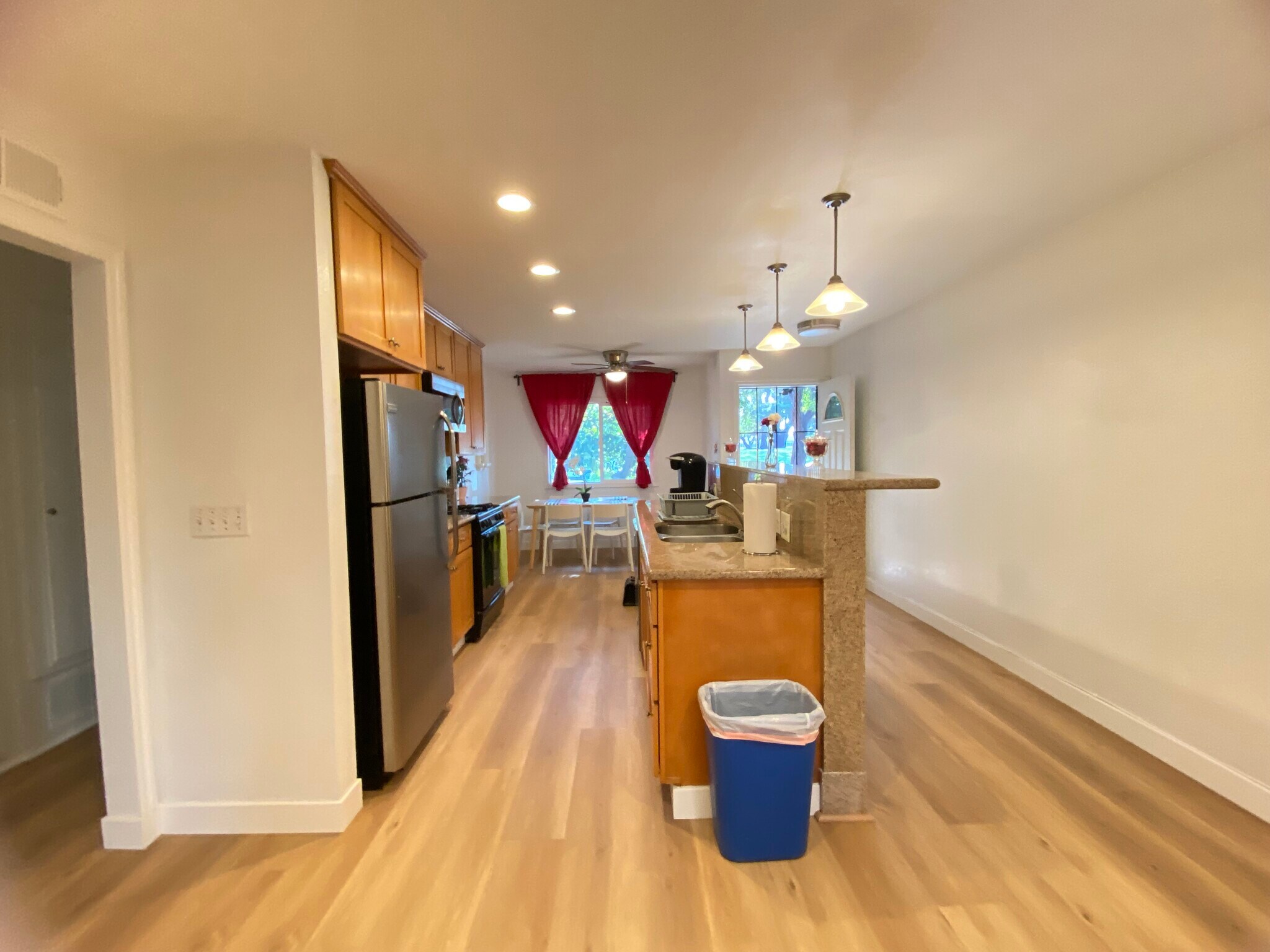 Building Photo - 7672 Amazon Dr