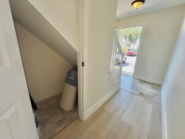 Building Photo - 2X2.5 -MOVE IN NOW! NEW LVP FLOORING ON 1ST FLOOR! NEW CARPET ON 2ND FLOOR! WATER VIEWS! CALL TOD...