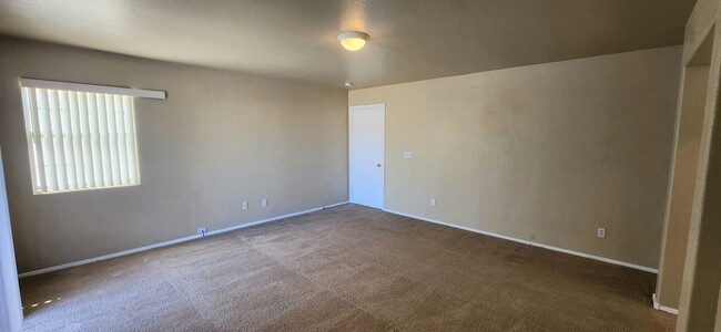 Building Photo - Condo in Gated Genevieve Court