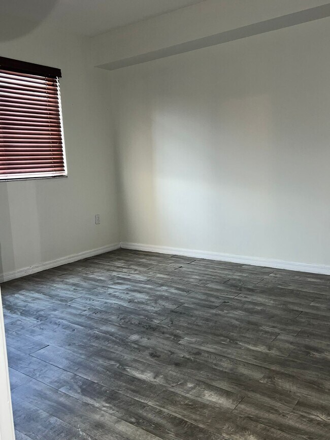 Building Photo - 11060 SW 196th St