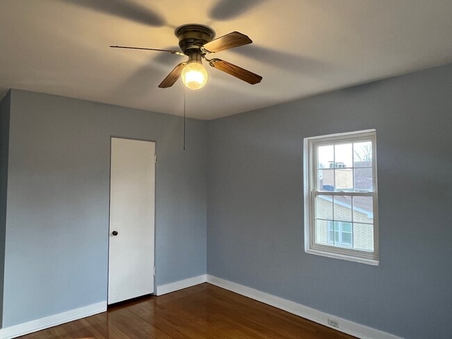 Building Photo - 918 N 5th Ave