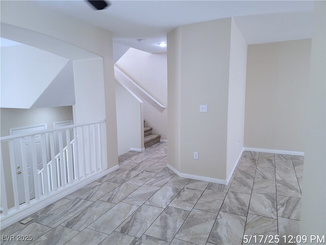 Building Photo - 316 Fountain Crossing Ln