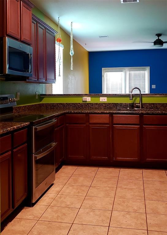 Building Photo - 2124 Bowline Rd