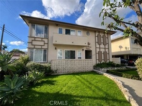 Building Photo - 8665 Chalmers Dr