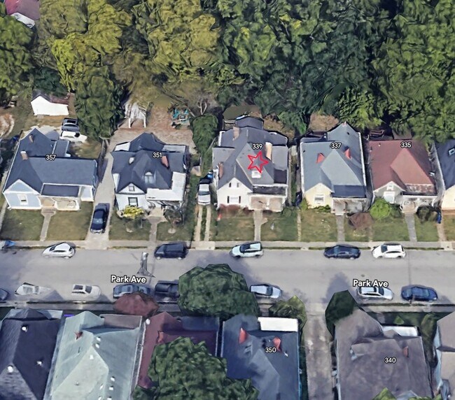 Building Photo - 339 Park Ave