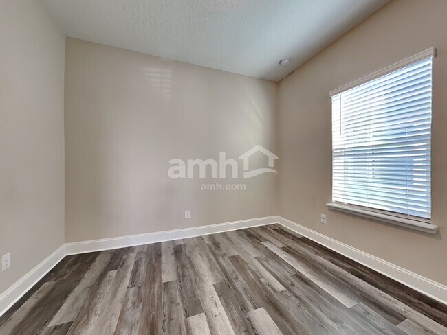 Building Photo - 64 Cobalt Ln