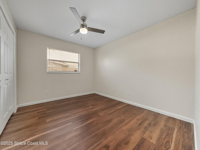 Building Photo - 5155 Sharlene Dr