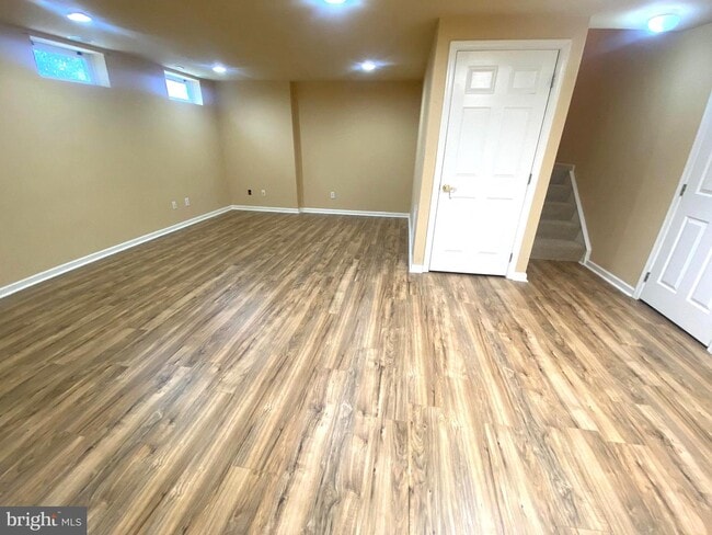 Building Photo - 372 Tuvira Ln