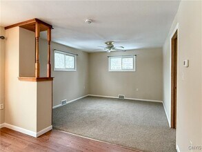 Building Photo - 2653 W Seneca Turnpike