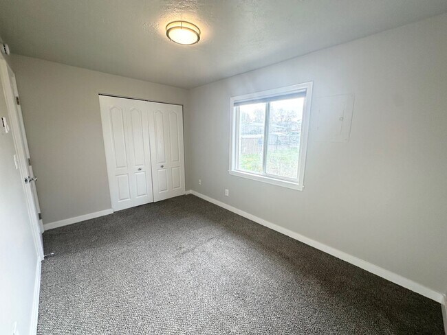 Building Photo - 211 N Indiana Ave