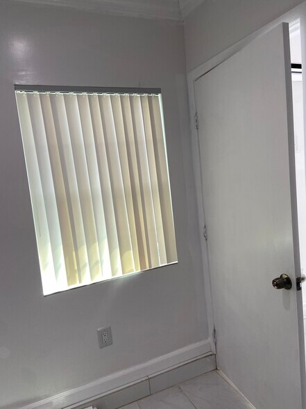 Bed Room Windows - 13044 Tonopah St
