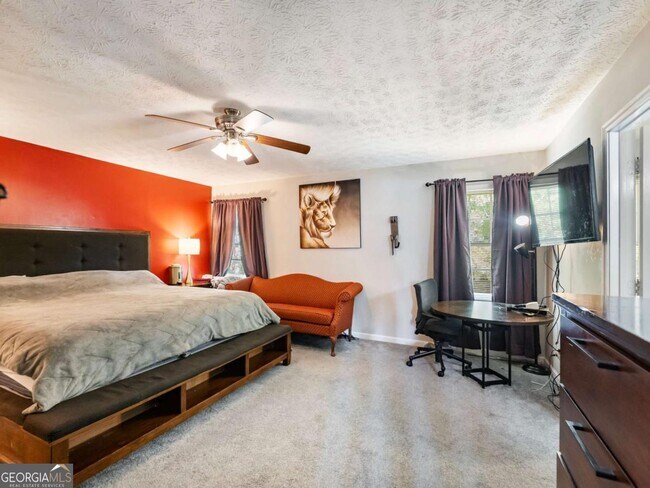 Building Photo - 443 Rhett Dr