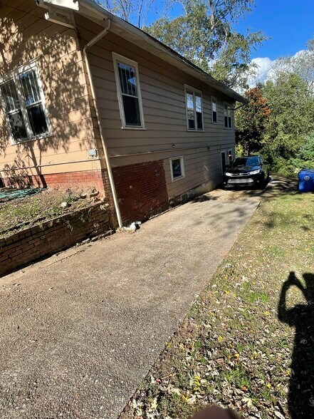 driveway from street - 127 Flint St