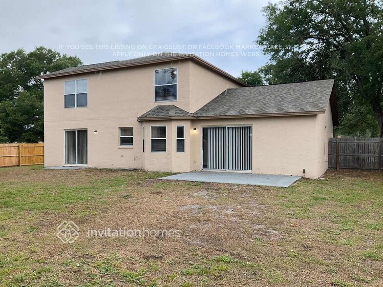 Building Photo - 425 Lagoon Dr