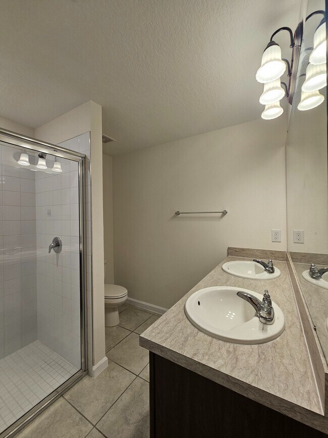 Building Photo - 3715 Eisel Wy