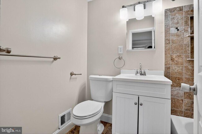 Building Photo - 13110 Putnam Cir