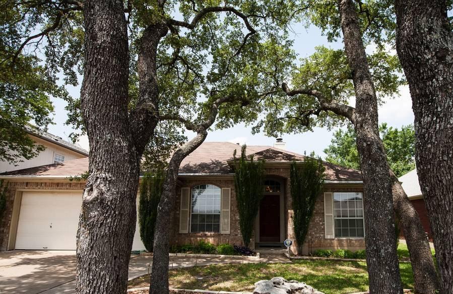 Building Photo - 1308 Meadow Lark Dr