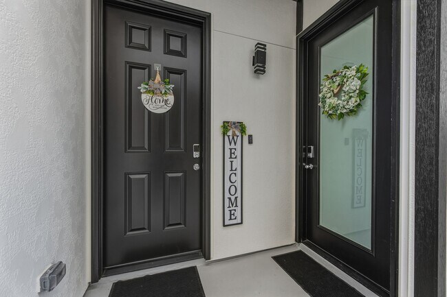 Building Photo - 4229 Elmwood St