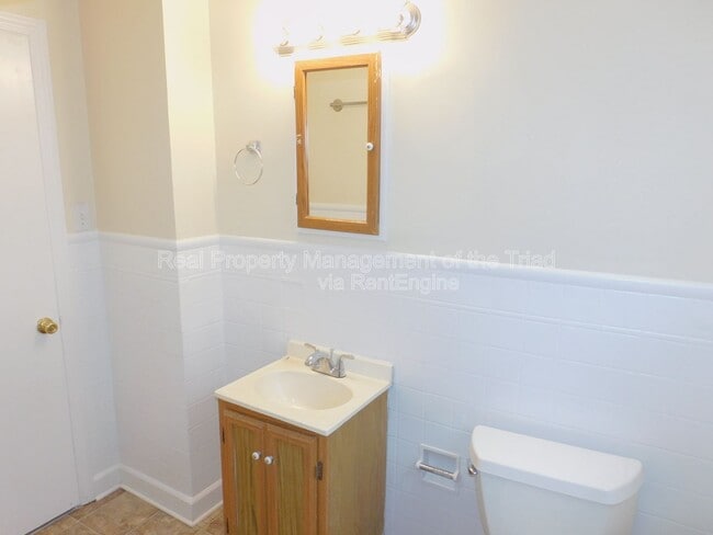 Building Photo - 3407 Derby Pl