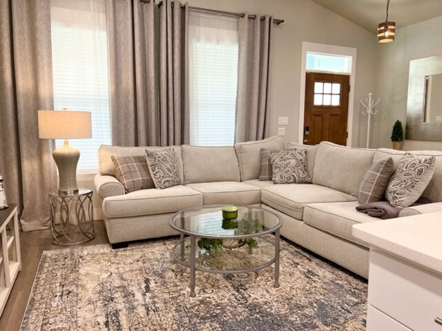 Building Photo - 2071 W Romana St