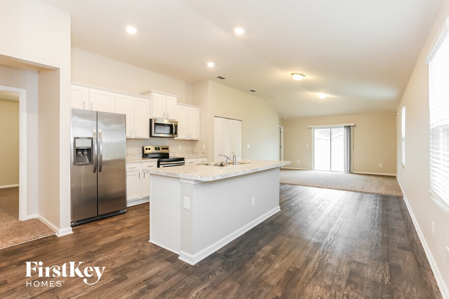 Building Photo - 9023 Kipper Dr