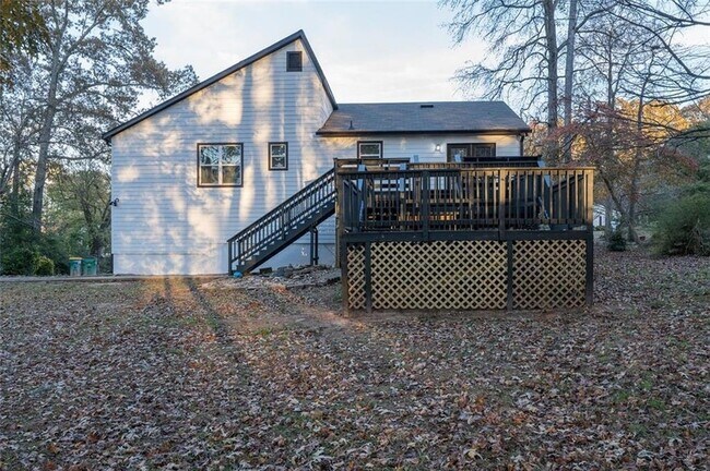 Building Photo - 237 Park Ave