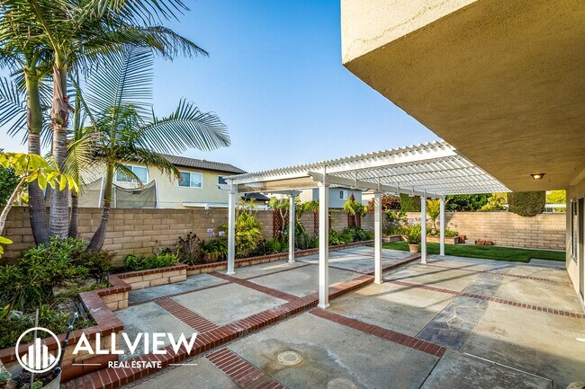 Building Photo - 6351 Glenfox Dr