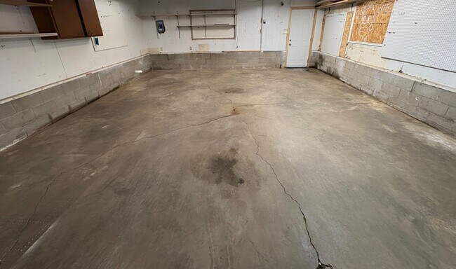 Building Photo - 320 N Colorado Ave