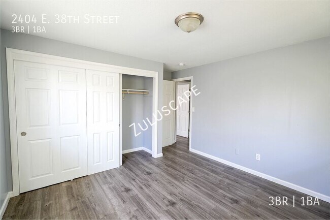Building Photo - 2404 E 38th St