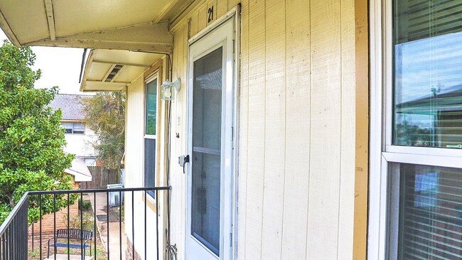 Building Photo - 3308 Burke Rd