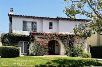 Building Photo - 1130 S Hayworth Ave