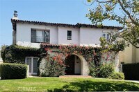 Building Photo - 1130 S Hayworth Ave