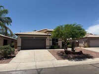 Building Photo - Beautifully Remodeled North Peoria Home 3 Bedroom 2 Bath Plus Office
