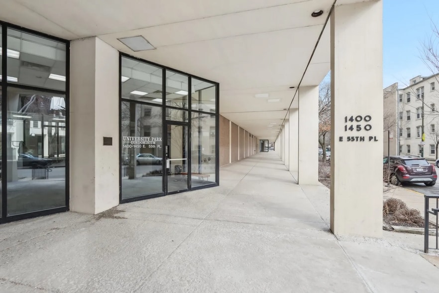 Building Photo - 1400 E 55th Pl