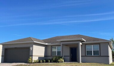 Building Photo - NE Cape Coral Single Family Home