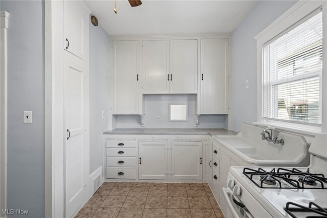 Building Photo - 1217 Belle Ave