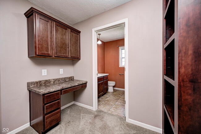 Building Photo - 525 West St