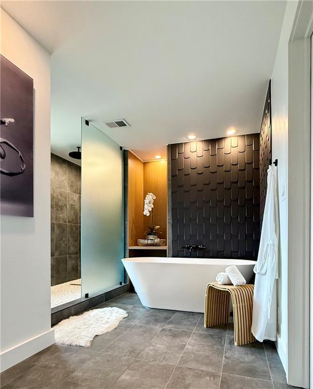 Building Photo - 1904 Lenox Rd NE