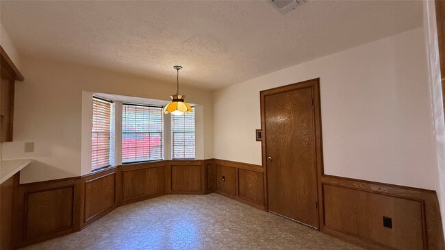 Building Photo - 6223 Denmark Dr